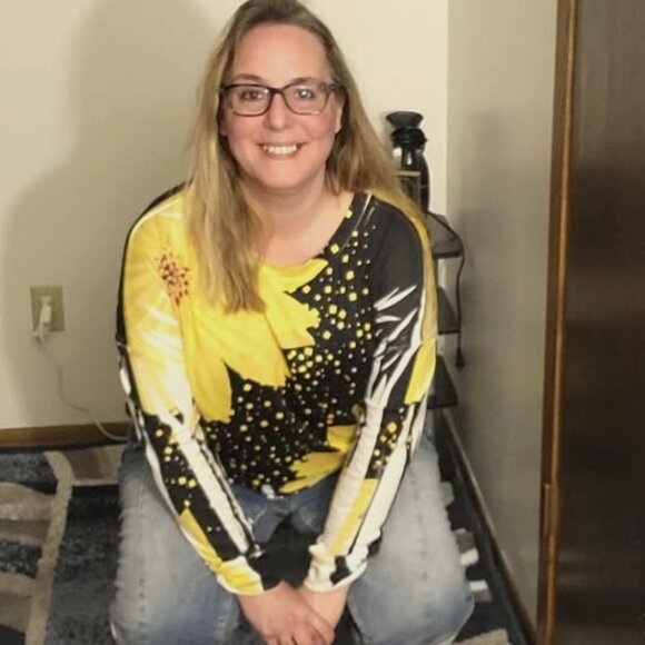 Meet your Posher, Rita - Picture 1 of 1